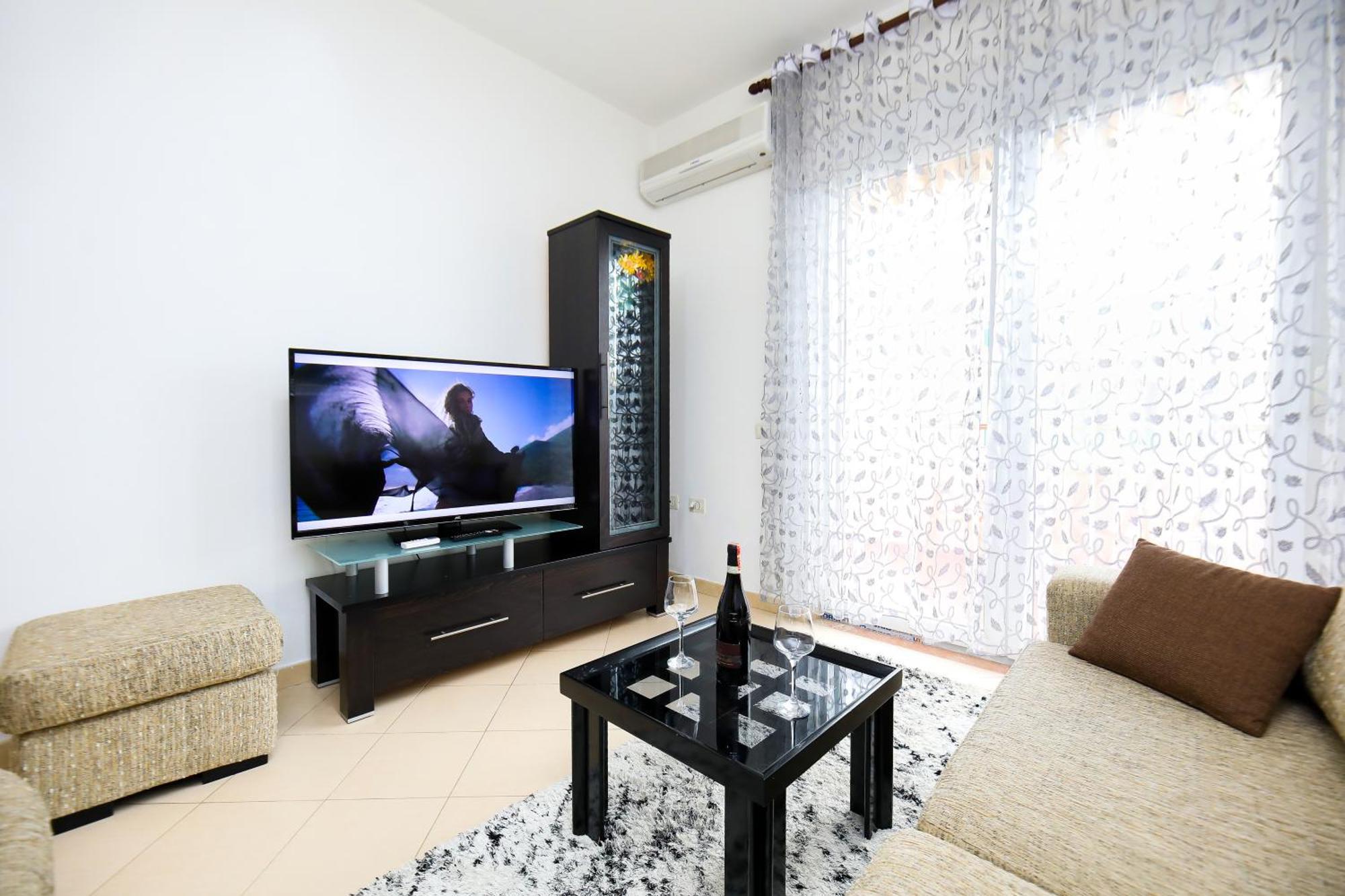 Jimi Apartments 2 Влёра Экстерьер фото