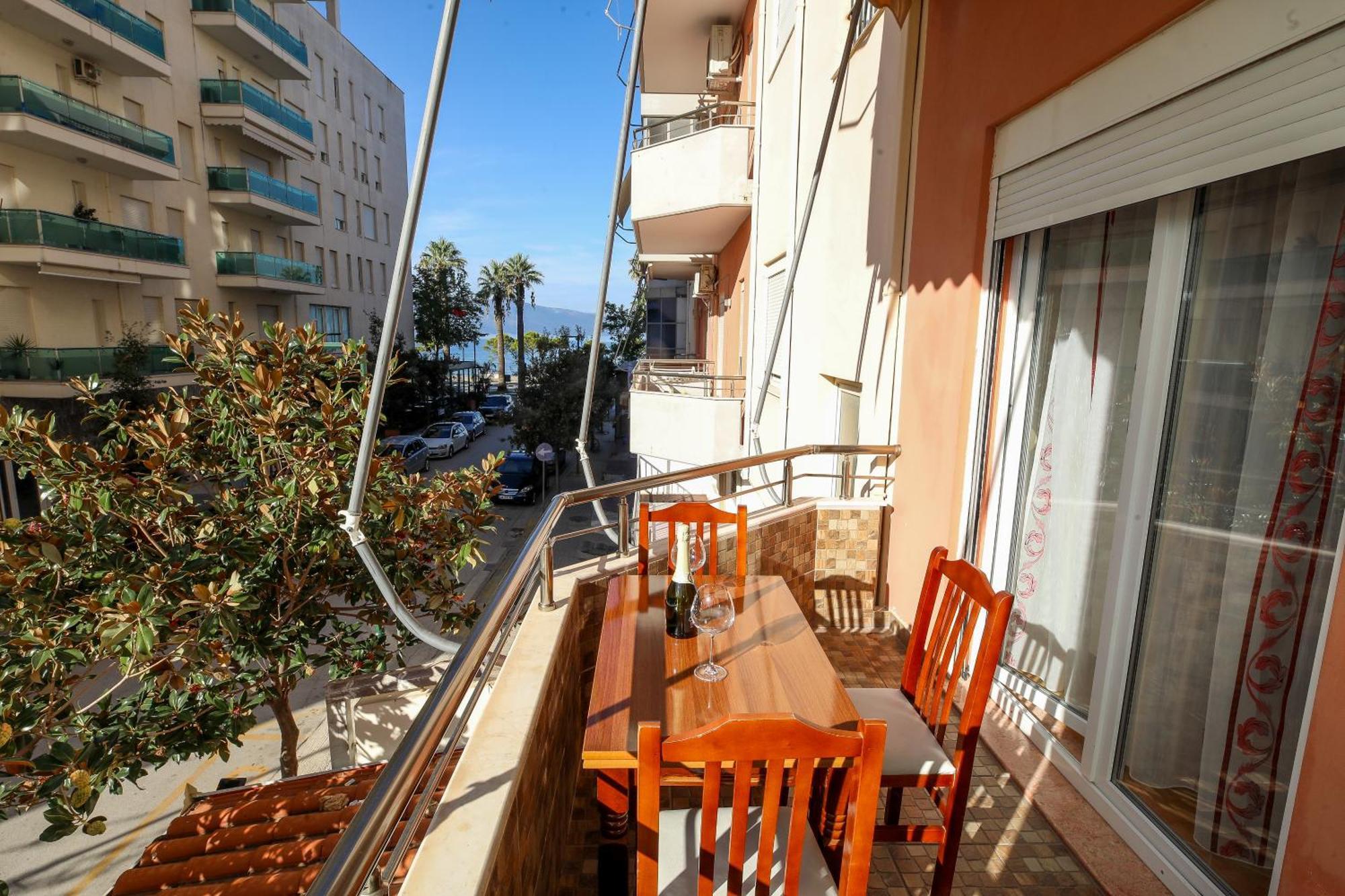 Jimi Apartments 2 Влёра Экстерьер фото